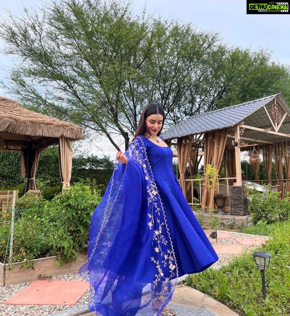 Ankitta Sharma Instagram - वो नूर.. 💙 Outfit by @aliwarofficial Jewels by @theurbanglitter Mua @sonugupta9588 📸 @kunwararorax