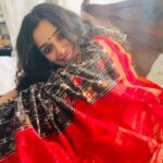 Ann Augustine Instagram - ❤️ @varna_by_gayathri 📸 @g3vinod #reels#sareelove#maiazhagu#silver#silverjewellery#feelingoflovetrack#coffeelover#curls#curlyhair#artlover