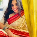 Ann Augustine Instagram - Soo proud to see @g3vinod start her own line of sarees! Would never miss a chance to drape these beauties!❤️ @potpourri_studio #sarilover#ikkatsilk#indoorshoot#jewelleryaddict#curls#curlyhair#coffeelover#staysafe#potpurristudio#silver#pearls#artlover