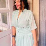 Ann Augustine Instagram – ❤️🍬🍭 

#gogreen#random#green#pearls#motherofpearl#candylove#curls#curlyhair#messyhair#coffeelover#jewelleryaddict#artlover