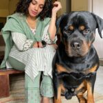 Ann Augustine Instagram - Mine ❤️ #mine#me&mine#oza#dogsofinstagram#rottweiler#dogsarefamily#adopt#adoptdontshop#family#dogsarethebest#unconditionallove#indie#curls#curlyhair#coffeelover#jewelleryaddict#artlover