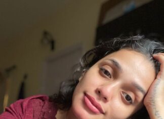 Ann Augustine Instagram - Tied up… let loose…straighten? Maybe not… help me decide! #favcolor#randomclick#photodump#magichour#neckpiece#jewelleryaddict#silverlove#curls#curlyhair#coffeelover#staysafe#artlover