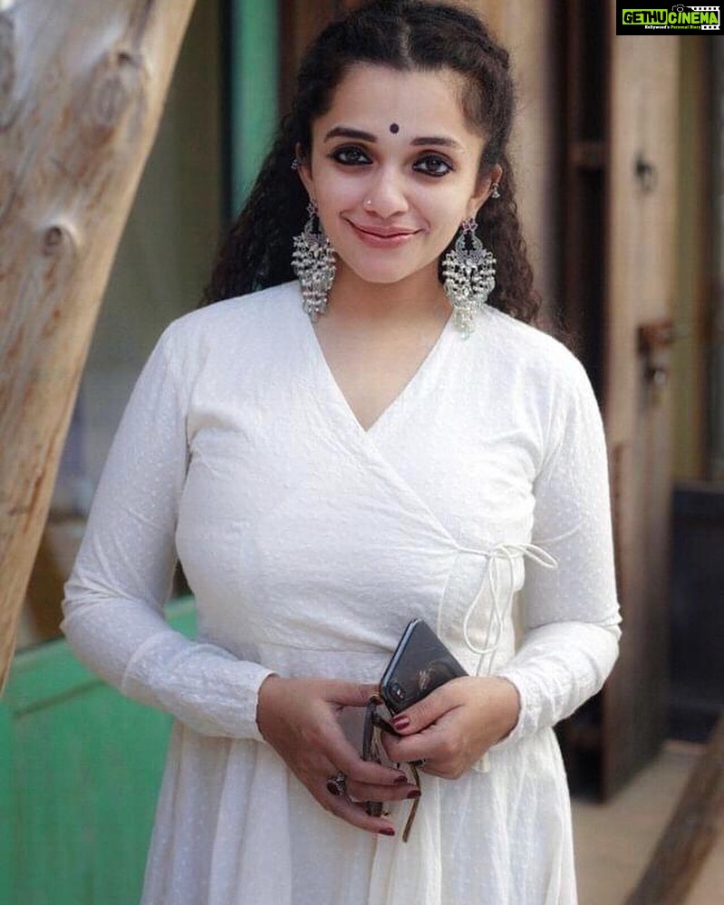 Ann Augustine Instagram Vineethphotos Nandan Meera Dubai Dubaidays Missing  Randomshootssexiezpix Web Porn