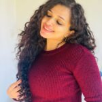 Ann Augustine Instagram - MAYA! 🌸 #inmyheart #apieceofmyheart #maya #manali #manalidiaries #himachal #coffeelover #curls#curlyhair #mountains #sunrise #sunset #mountaindogs #artlover