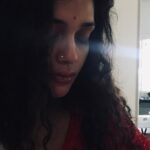 Ann Augustine Instagram - 🕊 #bluesky #home #curls #curlyhair #coffee #coffeeaddict #silverlove #jewelleryaddict #saree #art #artlover