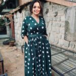 Ann Augustine Instagram - 🌸 #green #blah #life #polkadots #dress #pearls #silver #chain #rings #colours #jewelleryaddict#feelinggreen #sunsetsatwork#miramar#art