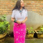 Ann Augustine Instagram - A Break in the clouds!💕 #randomshot #pink #clouds #kuppivala #silver #silverjewellery #coffeelover #jewelleryaddict #curls #curlyhair #artlover