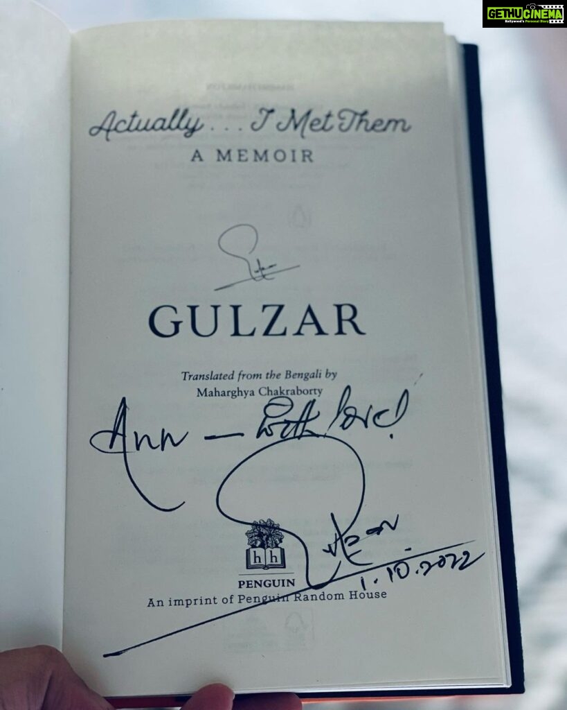 Ann Augustine Instagram - GULZAR ❤️ #mostfavorite #gulzar #gulzarpoetry #gulzaar #mostloving #grateful #blessed #poetrywithlove #curls #curlyhair #coffeelover #jewelleryaddict #artlover