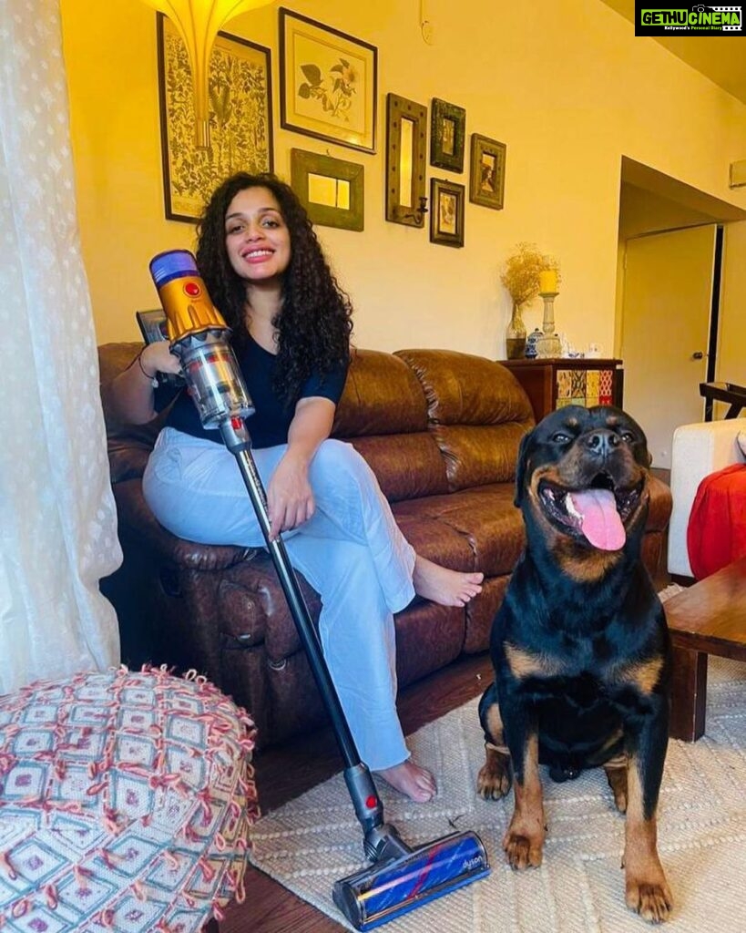 Ann Augustine Instagram - Diwali made easy with @dyson_india 🤌🏽✨🌪️ With festivities in full swing, and with my 🐶🐶we are always in need of finding the most effective way to get the cleaned up! What better way than a cord free, amazing laser light detection in tow to get every corner of our homes dust free and clean! It truly applies the most intelligent cleaning tech with changeable power modes and attachments to ensure nothing is amiss! The intuitive way to get that perfect deep clean in a jiffy! #DysonIndia #DysonV12 #DysonHome #Gifted