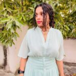 Ann Augustine Instagram - ❤️🍬🍭 #gogreen#random#green#pearls#motherofpearl#candylove#curls#curlyhair#messyhair#coffeelover#jewelleryaddict#artlover