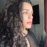 Ann Augustine Instagram - 🖤♠️🖤 #allblack #allblackeverything #setfiretotherain #curls #curlyhair #silver #jewelleryaddict #coffeeaddict #rainydays #magichour #artlover