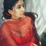 Anna Ben Instagram - Red dahlia 🌺 📷: @dink4n Wearing: @picchika Music: @rakhooo @6091music Kimansion Inn