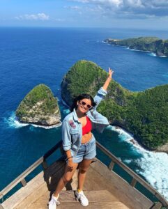 Anna Ben Instagram - The happiest blue ❤️