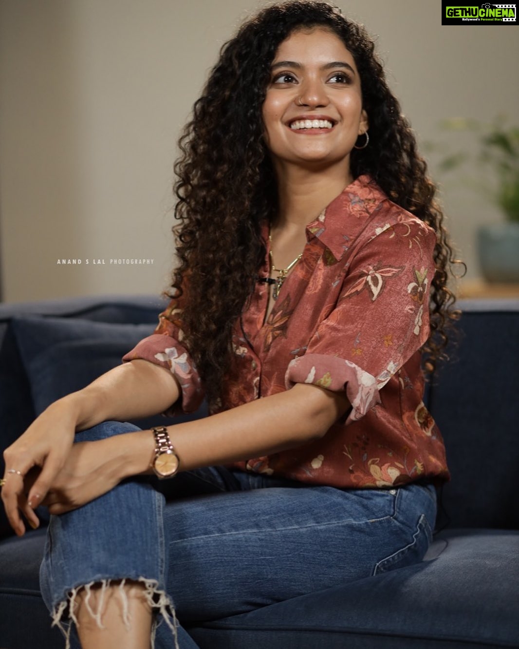 Anna Ben Instagram - Naradhan promotions ✨ Coming to you in theatres on March 3rd! 📷: @anandslal