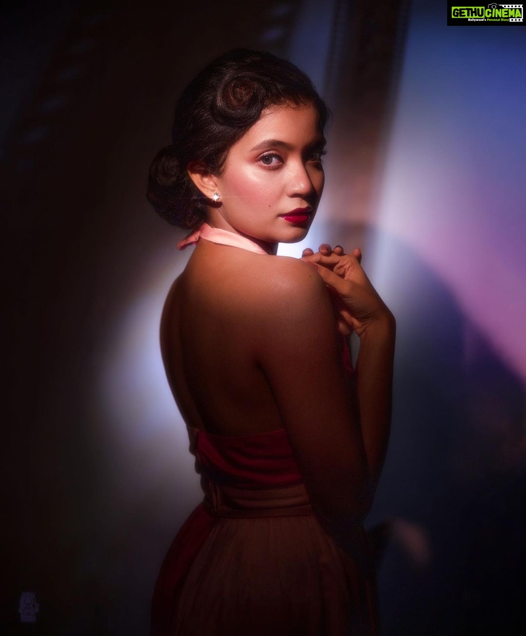 Anna Ben Instagram - Rewind❤️ 📸 & post production @plan.b.actions @jibinartist Styling : @styledbyammu Special thanks : @sunithascharma Outfit : @shopcultmodern x @sruti_dalmia Makeup:@prabinmakeupartist hair : @kalonglamupstories Studio @maxxocreative @huwais.m Cam asst @dayonphotos @vishnu__photography___ Special thanks @midhun_rxme