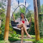Anna Ben Instagram - 🌴☀️ Bebek Tepi sawah restaurant
