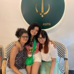 Anna Ben Instagram - അ With my darlings✨ At @pachakuth always a good time with you guys❤️