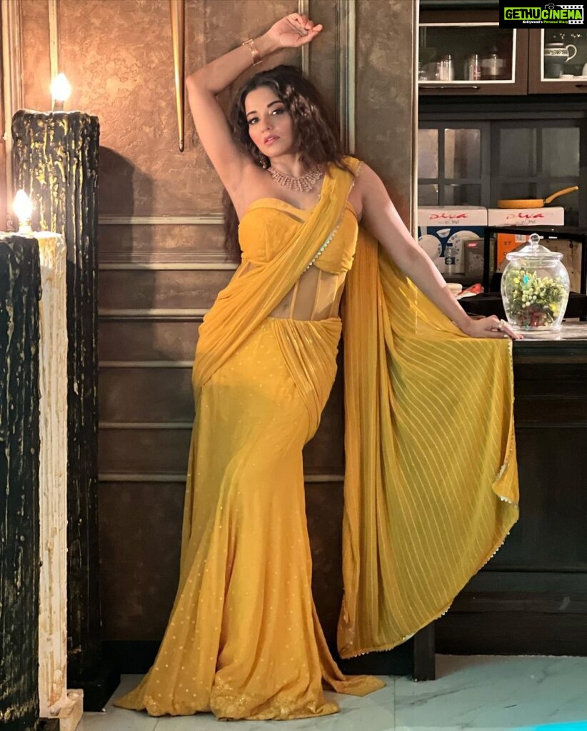 Antara Biswas Instagram - 🌼🌻💛💛💛… Styled by: @tripzarora Mua: @sumitsenapati5558 Hairstyling: @kalpanathore 📸: @deepakpathak663