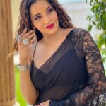Antara Biswas Instagram - Attitude Haan 😇♣️♠️…. 📸: @deepakpathak663 Mua: @sumitsenapati5558 Hairstyling: @kalpanathore