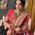 Antara Biswas Instagram - He Stole My Heart ❤️… And I Took His Last Name …You Are My Person, Forever @vikrant8235 …. #dulhan #mybestattire #love #mylook Styled by: @tripzarora @rina_mane25 📸: @deepakpathak663 Mua: @sumitsenapati5558 Hairstyling: @kalpanathore