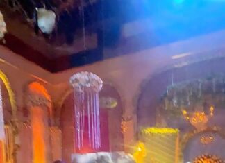 Antara Biswas Instagram - It’s been a hectic and hard long week. We got to work with the #Beekabo cast . Had super fun working with you guys @shalinbhanot and @aslimonalisa and the rest of the cast. But the strongest of us all has been our dir @directordharmeshshah who made all this possible and guided us so beautiful the full week. Here are few fun moments on sets where we all let our hair dwn sometimes in between our hectic shooting schedule. Notice the happiness on my director face while dancing. @iamshreymitta Tune in to see the maha sangham episode of #naagin6 and #bekaboo tonight at 8pm @colorstv @ektarkapoor @balajitelefilmslimited Film City
