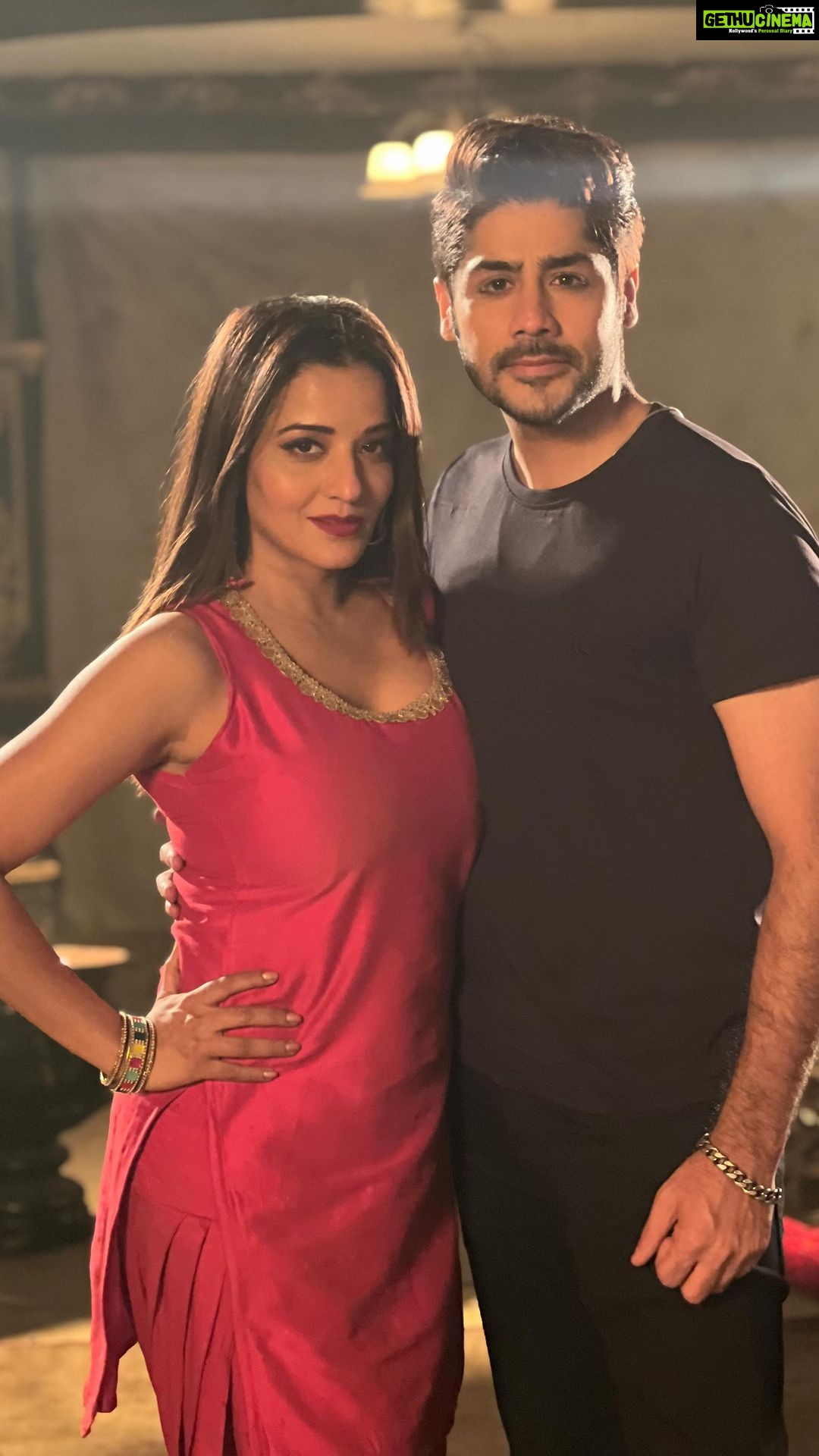 Antara Biswas Instagram - I love this 👊🏻👊🏻👊🏻…. #dhoom #action #bekaaboo #lovethis #behindthescenes #shoot #superpowers
