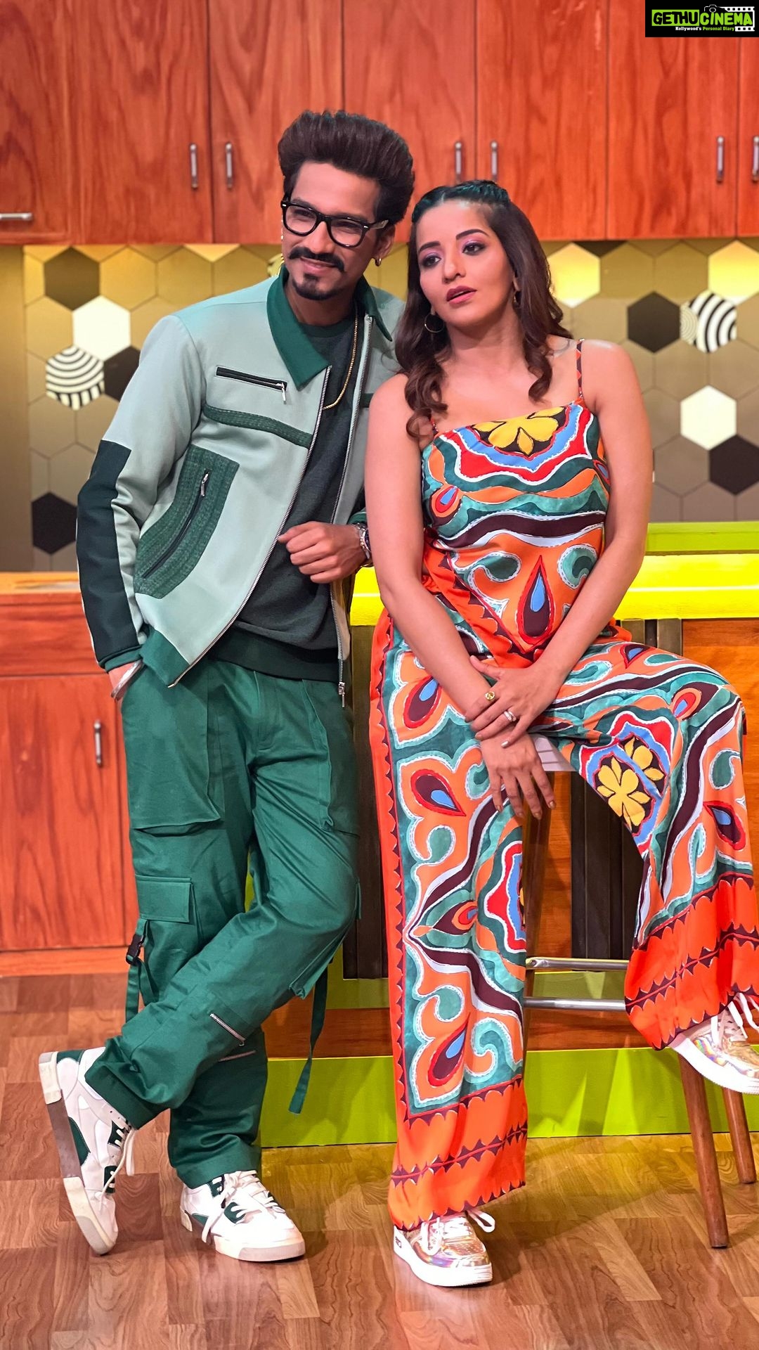 Antara Biswas Instagram - Aaplogon Ko bhi Pata hai??? 😻😻🥰…. @haarshlimbachiyaa30 Aapko pata tha par aapne mujhe bataye nahi? #reels #instagood #fun #masti #entertainment #comedy