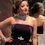 Antara Biswas Instagram – I Tried Being Perfect ….But It’s Just Not me…

Styled by: @tripzarora 
@rina_mane25 

Video by: @deepakpathak663