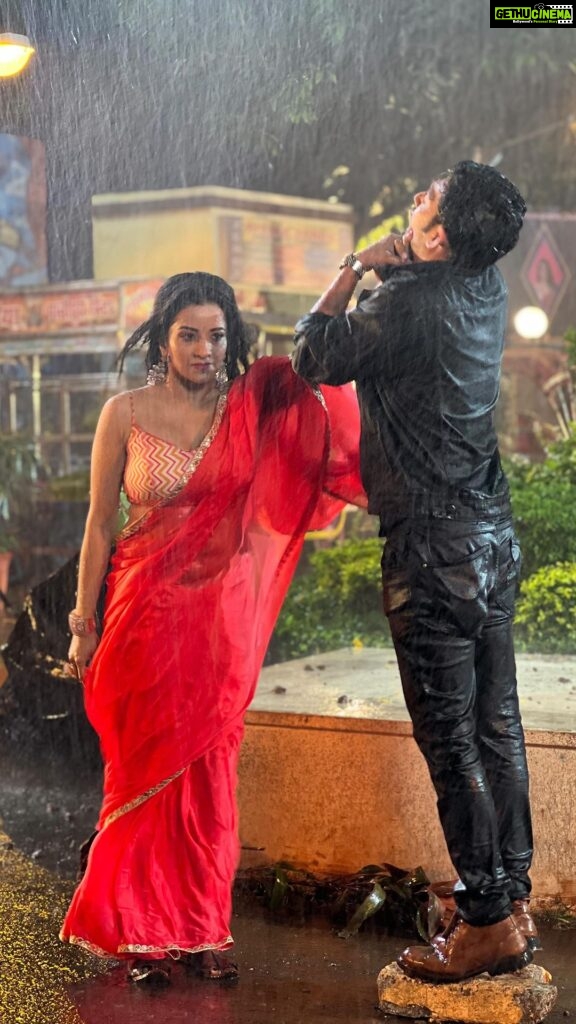 Antara Biswas Instagram - Action Mood 👹…. #lazy #sunday #beqaboo #action #rain #sequence #bts #reels