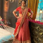 Antara Biswas Instagram - He Stole My Heart ❤️… And I Took His Last Name …You Are My Person, Forever @vikrant8235 …. #dulhan #mybestattire #love #mylook Styled by: @tripzarora @rina_mane25 📸: @deepakpathak663 Mua: @sumitsenapati5558 Hairstyling: @kalpanathore