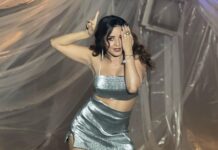 Antara Biswas Instagram - “ Bajao “… #comingsoon Mua: @sachinmakeupartist1 Hairstyling: @shab_qureshi786 📸: @deepakpathak663
