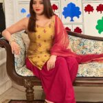 Antara Biswas Instagram – Live Simply, Dream Big, Be grateful, Give Love, laugh Lots 😀…

#beqaboo #onset

Mua: @sumitsenapati5558 

📸: @deepakpathak663