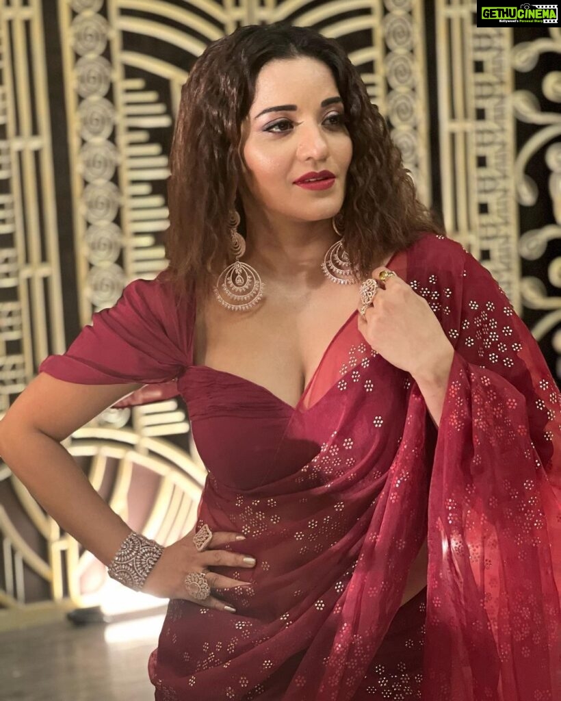 Antara Biswas Instagram - ❤️❤️❤️❤️…. 📸: @deepakpathak663 Mua: @sumitsenapati5558