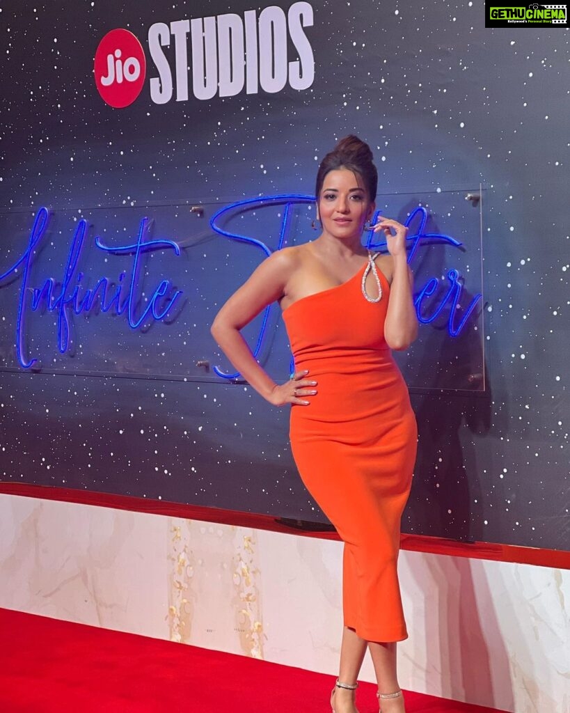Antara Biswas Instagram - About Last Night… What A Night 🥰🥰…. A NIGHT WITH 🌟… Such A great Feeling … Blessed To be A Part of #jio Family @officialjiostudios …. Falling Short Of Words Now … My 1st Collaboration 🙏… Thank You #solflicks For giving me this beautiful opportunity … Happy to play “ TANVI “ … Outfit: @forevernew_india 👠: @stevemaddenindia Mua: @makeupbyshahrooq Hairstyling: @shab_qureshi786 📸: @deepakpathak663 #thankyou #god #aboutlastnight #blessed #newbeginnings #opportunities #unstoppablejiostudios #infinitetogether Jio World Convention Centre