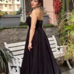 Antara Biswas Instagram – Always Wear Your Invisible Crown 👑….

Styled by: @tripzarora 
@rina_mane25 

📸: @deepakpathak663

Mua: @sumitsenapati5558 
Hairstyling: @kalpanathore

#beqaboo