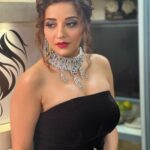 Antara Biswas Instagram – Always Wear Your Invisible Crown 👑….

Styled by: @tripzarora 
@rina_mane25 

📸: @deepakpathak663

Mua: @sumitsenapati5558 
Hairstyling: @kalpanathore

#beqaboo