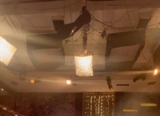 Antara Biswas Instagram - Had To Keep The Original Sound… Cause This Is The Vibe We have On Set… Even after A very Long Day Shoot… Everyone Is So Energetic And Excited… @shalinbhanot you are always super energetic… And This “Song” Ohooo… Always have great Fun performing On this… AND OUR FAVOURITE “RANJAN SIR” @singhranjankumar YOU ARE SUCH AN AMAZING PERSON AND ALWAYS CHARGE US UP… YOU ARE ALL IN ONE 🙏🙏🧿🧿… FULL UNIT HAD A BLAST 💥… WE ALL GOT #BEKAABOO … #shalinbhanot #monalisa #dance #lollypop #lagelu #thissong #excited
