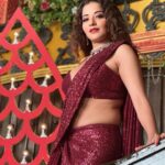 Antara Biswas Instagram – She is Free In Her Wildness … She Is A Wanderess… A Drop Of Free Water ❤️…. 

Styled by: @tripzarora 
Draped by: @rina_mane25 

Mua: @makeupbyshahrooq 
Hairstyling: @kalpanathore 

📸: @deepakpathak663 

#beqaboo #colorstv