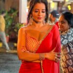 Antara Biswas Instagram – A Lazy Rainy Sunday ❤️🥰…. 

#onset #rain #sequence #beqaboo #love #work #actorslife 

Mua: @makeupbyshahrooq 
Hairstyling: @kalpanathore 

📸: @deepakpathak663 Mumbai, Maharashtra
