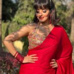 Antara Biswas Instagram – ♥️♥️♥️…. 

Styled by: @tripzarora 

Mua: @makeupbyshahrooq 
Hairstyling: @rajashree786patil786 
📸: @deepakpathak663 Mumbai, Maharashtra