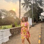 Antara Biswas Instagram – Think Pretty 🤩… Think Pink 🌸… 

#goodmorning #world #goodvibesonly 

📸: @deepakpathak663
