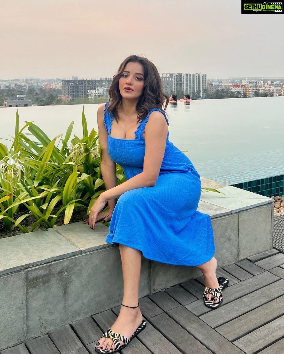Antara Biswas Instagram - Shades of Blue 💙💙.. Taj City Centre New Town, Kolkata