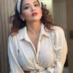Antara Biswas Instagram – Be You… Bravely … 
#goodmorning #world