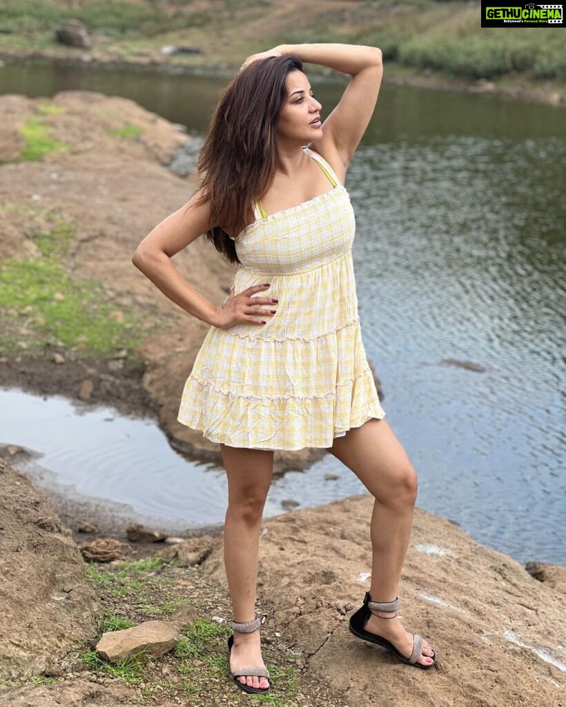 Antara Biswas Instagram - Right About Now , Nothing Can Kill My Vibe 🥰…. 📸: @deepakpathak663