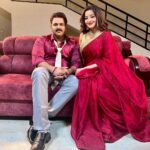 Antara Biswas Instagram - Working Together After Years 🙏… #ad #shoot #patna #diaries #friendsreunion Mua: @sachinmakeupartist1 Hairstyling: @shab_qureshi786 @deepakpathak663