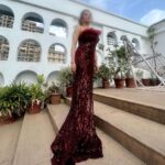 Antara Biswas Instagram - I Would Like To be QUEEN of People’s ❤️ Hearts…. Styled by: @tripzarora Mua: @sumitsenapati5558 Hairstyling: @kalpanathore 📸: @deepakpathak663