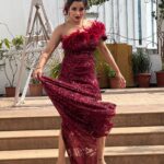 Antara Biswas Instagram - I Would Like To be QUEEN of People’s ❤️ Hearts…. Styled by: @tripzarora Mua: @sumitsenapati5558 Hairstyling: @kalpanathore 📸: @deepakpathak663