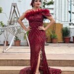 Antara Biswas Instagram - I Would Like To be QUEEN of People’s ❤️ Hearts…. Styled by: @tripzarora Mua: @sumitsenapati5558 Hairstyling: @kalpanathore 📸: @deepakpathak663