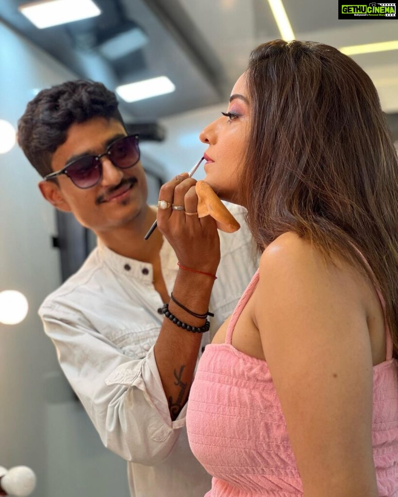 Antara Biswas Instagram - People Pleasing Hides The Real You 🎀…. #goodmorning #world P.S: the last pic is totally dedicated to the glasses of @sumitsenapati5558 which he loves to wear under any circumstances 📸: @deepakpathak663 Mua: @sumitsenapati5558