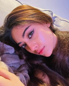 Anu Emmanuel Instagram - 🐈‍⬛:)